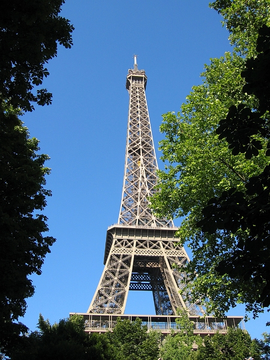 25 Eiffel Tower.jpg